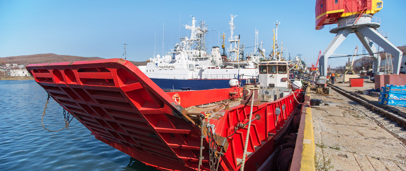Barcaza LCT portuaria