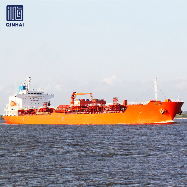 El astillero modificó la nave de los petroleros 3000dwt para requisitos particulares con la grúa del aceite