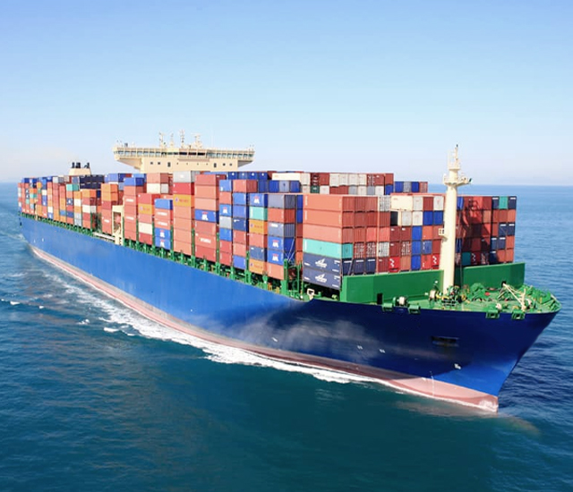 Buque portacontenedores grande