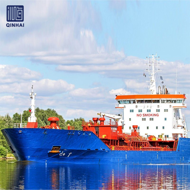 El astillero modificó el barco petrolero 5000dwt para requisitos particulares con la grúa del aceite